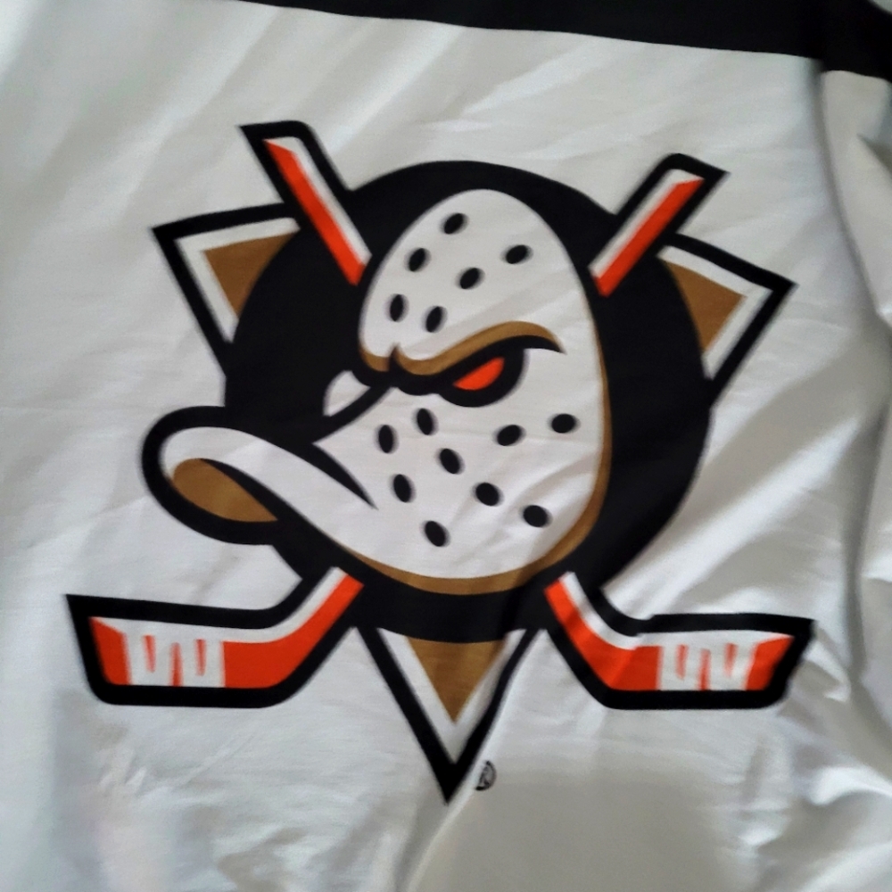 Anaheim Ducks Logo Blanket